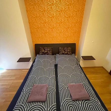 Ik Apartment Debrecen Luaran gambar
