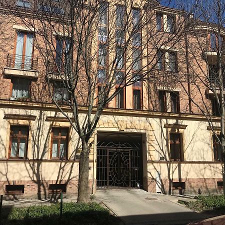 Ik Apartment Debrecen Luaran gambar