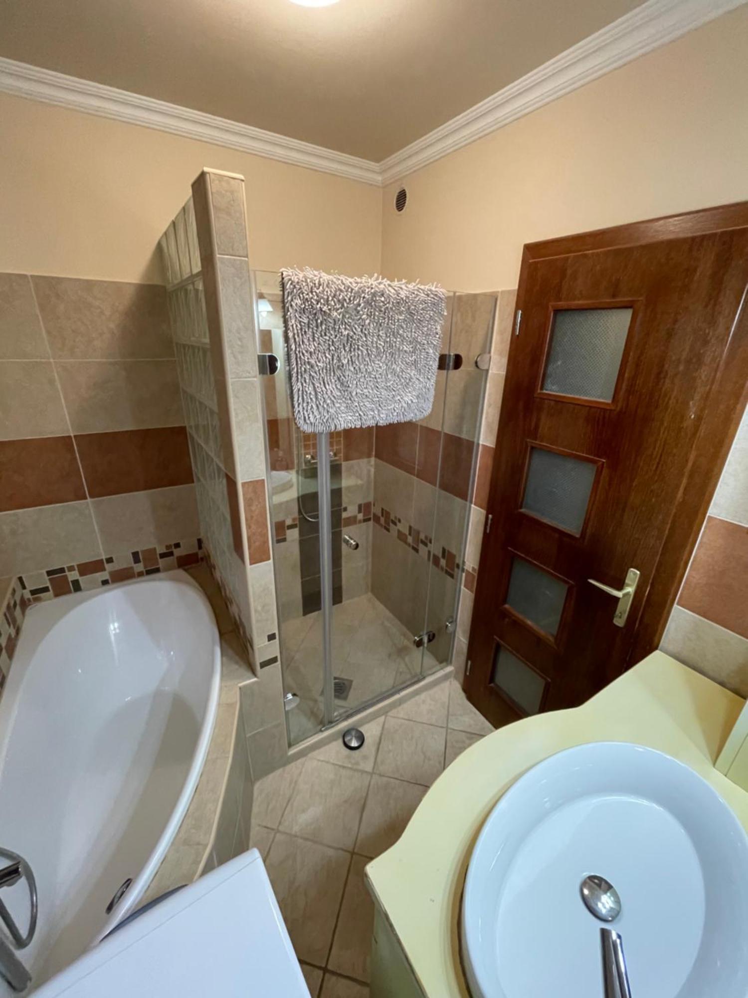 Ik Apartment Debrecen Luaran gambar